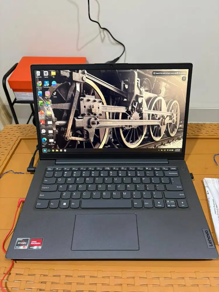 LENOVO V14 G4 RYZEN 5 7430 16GB 512GB W11+OHS 14.0FHD IPS GRY