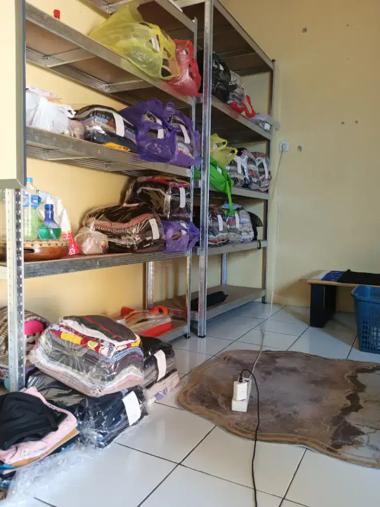 Dijual Laundry sdh jalan diguntung manggis jalan galaxy