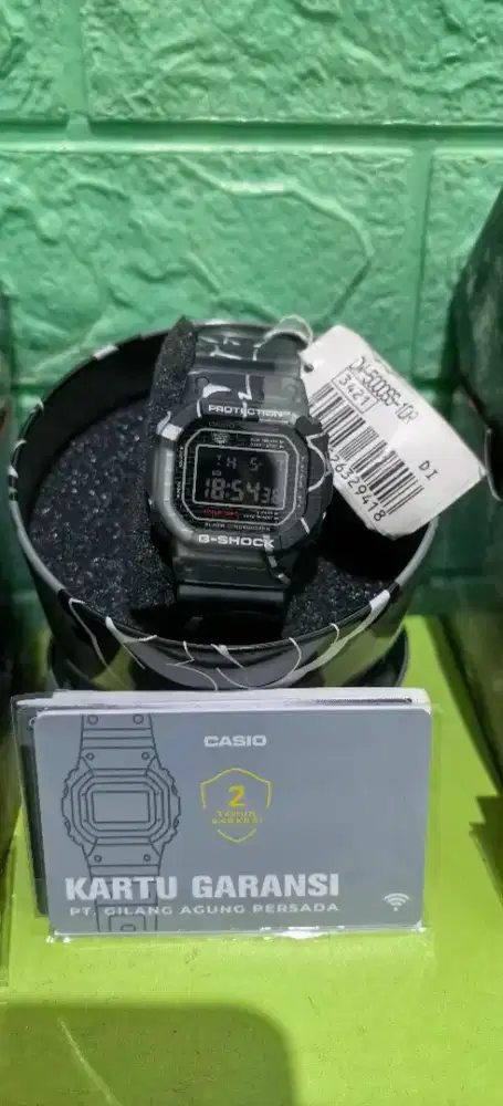 Jam G shock DW-5000SS-1DR