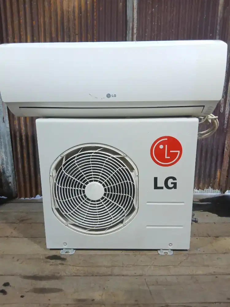 MENJUAL AC BEKAS 1/2 PK KOMPLIT