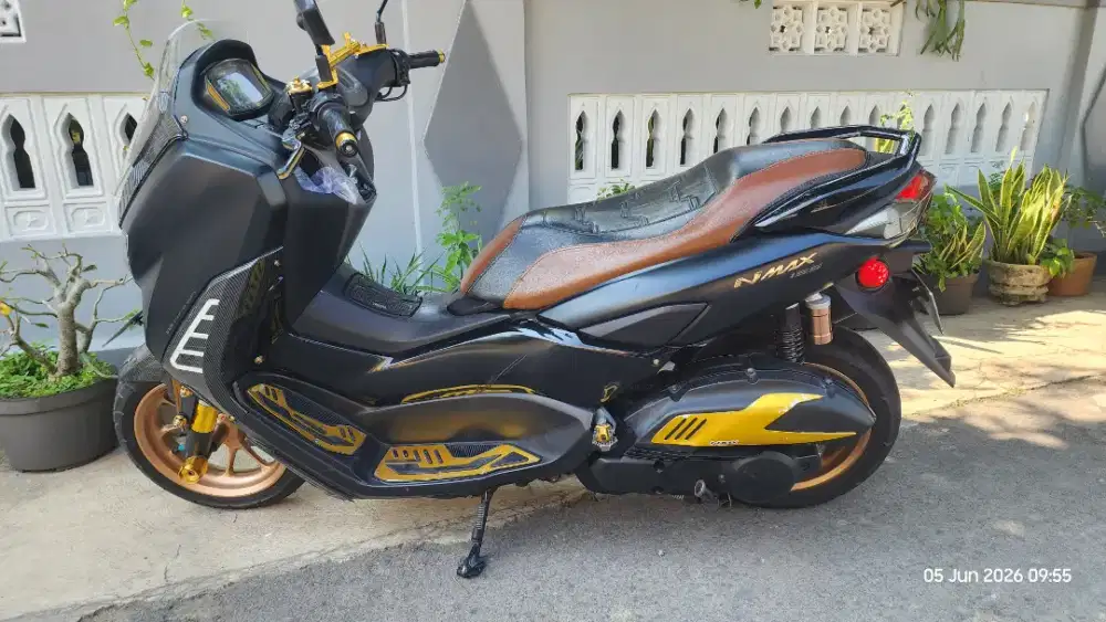 Yamaha NMAX 155 2021 Black Gold, Modif Elegan, Siap Pakai