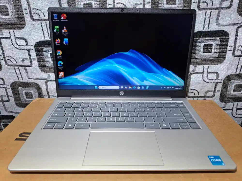 Laptop Hp Core i3 gen 13 ram 8gb ssd 512gb istimewa garansi 2027 joss
