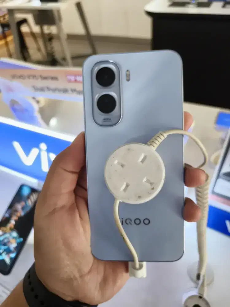 iQOO Z11 5G 16/256GB BIRU & HITAM - GARANSI VIVO INDONESIA