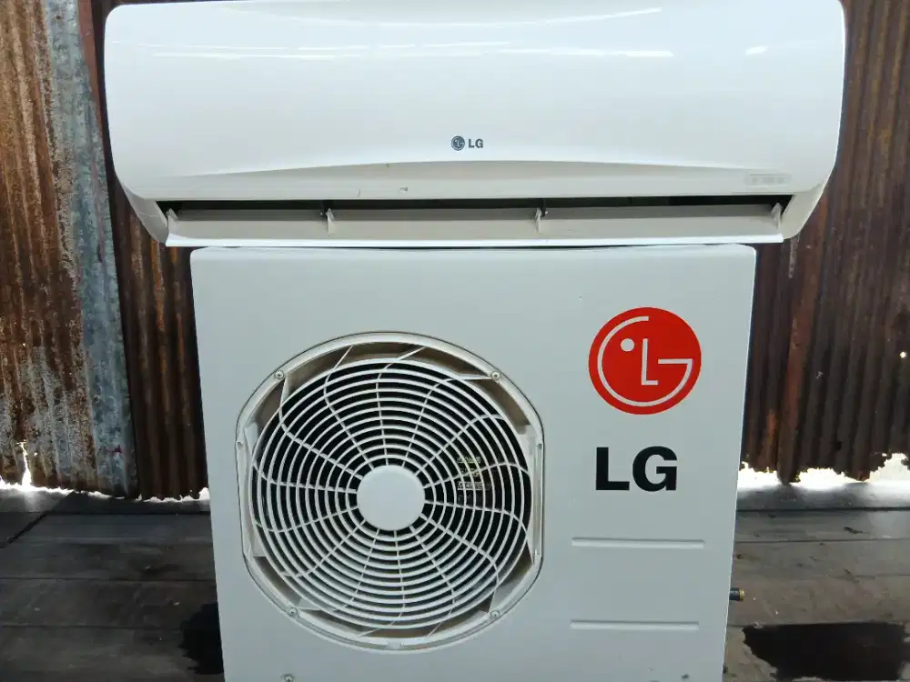 MENJUAL AC BEKAS 1/2 PK KOMPLIT