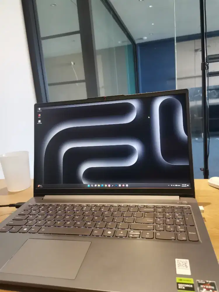 LENOVO LOQ RYZEN 7