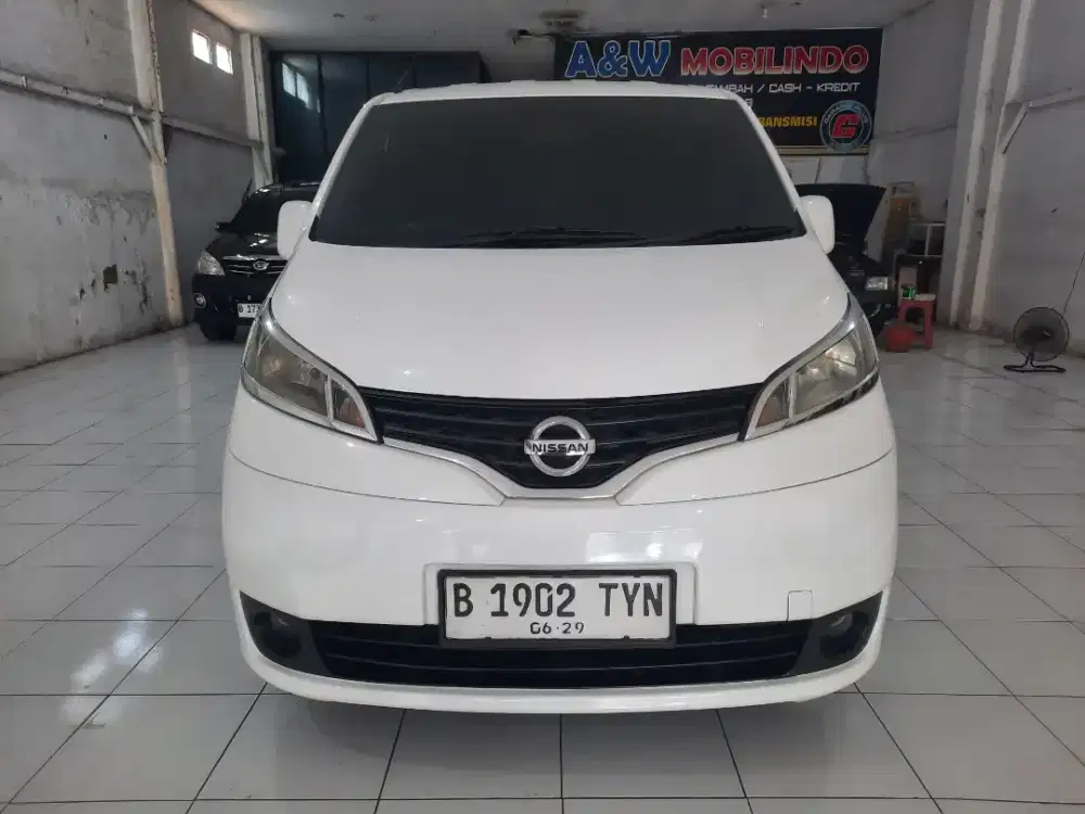 NISSAN EVALIA 1.5 XV AT 2013 PUTIH