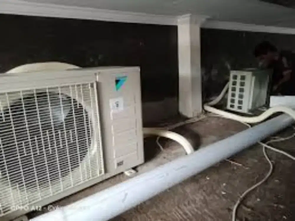 Menerima AC bekas dingin & rusak