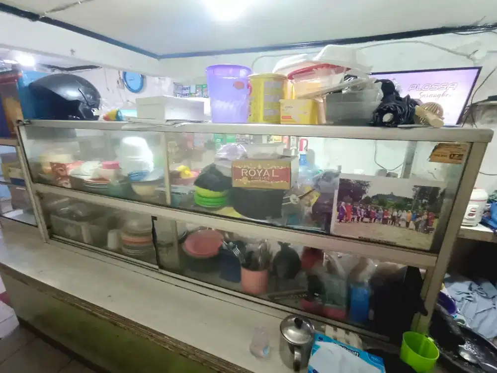 Dijual etalase bekas dagang warkop