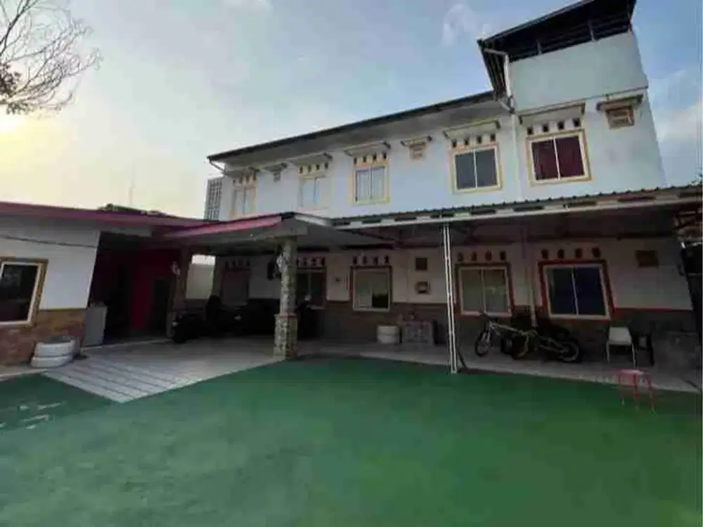 Rumah kost Eksklusif, di Jl Gejayan/Afandi, full penghuni, 100 meter ke kampus UNY, 500 meter ke kampus UGM,dkt juga ke Seturan, YKPN, UPN, ATMA JAYA