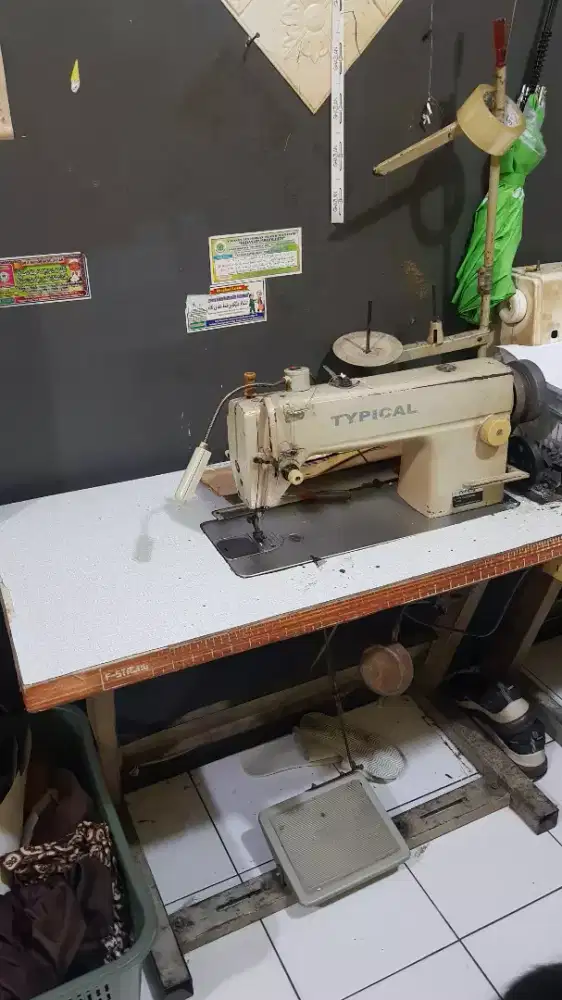 Dijual mesin jahit masih bagus sering pakai