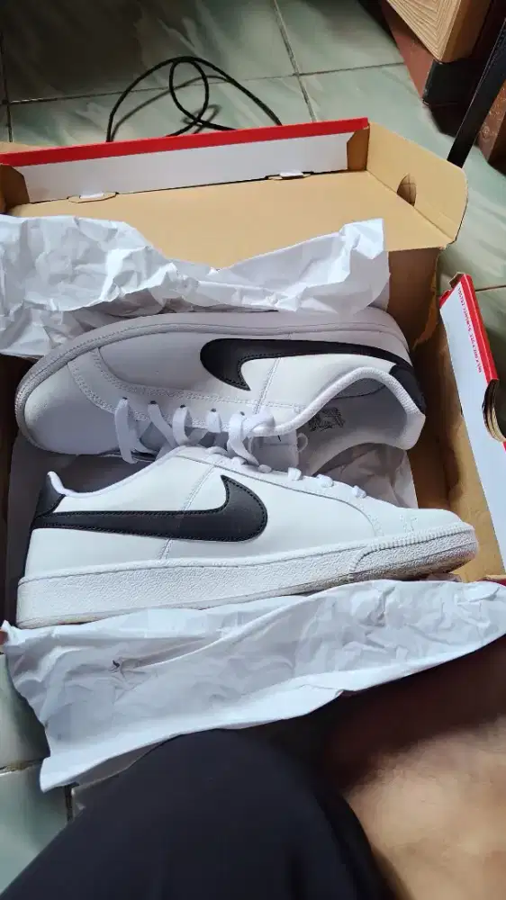 Nike Court Royale 2 Low