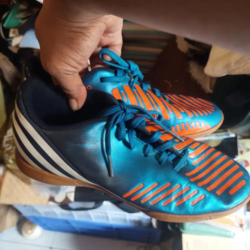 Sepatu futsal adidas predator predito size 38