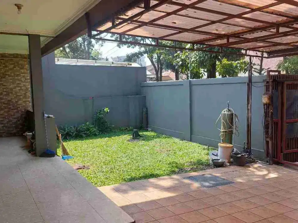DISEWAKAN RUMAH SYP GATOTSUBROTO DKT SIMPANG LIMA, NEGO