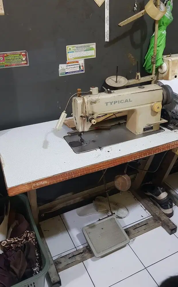 Mesin jahit sering pakai masih bagus dijual