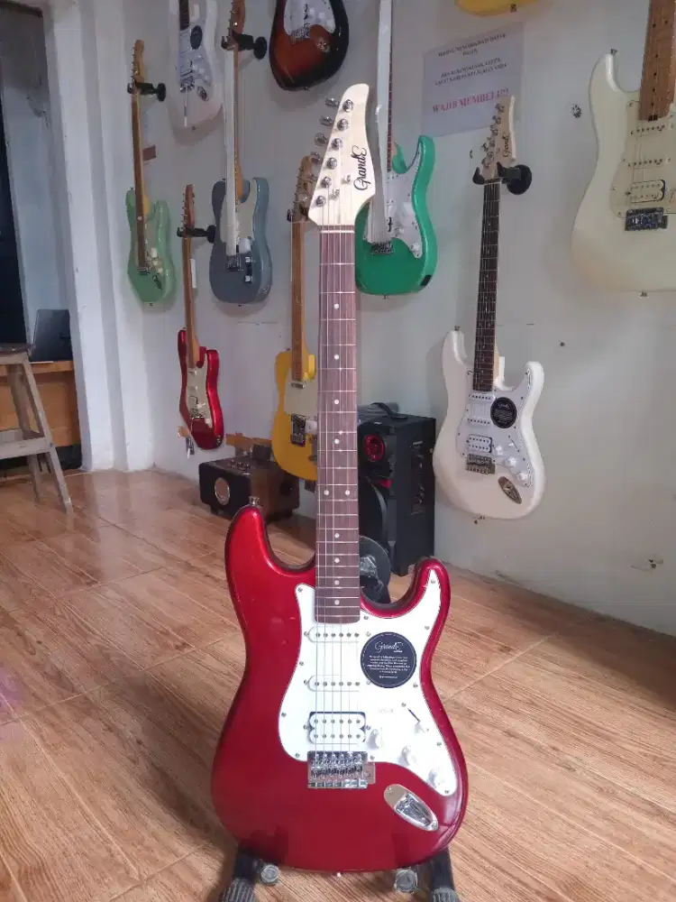 GITAR ELEKTRIK GRANDE GSTS80