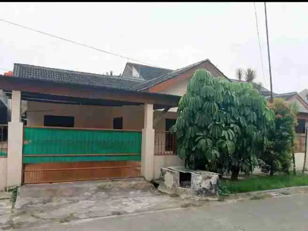 Disewakan Rumah Luas di Rawalumbu, Bekasi Timur