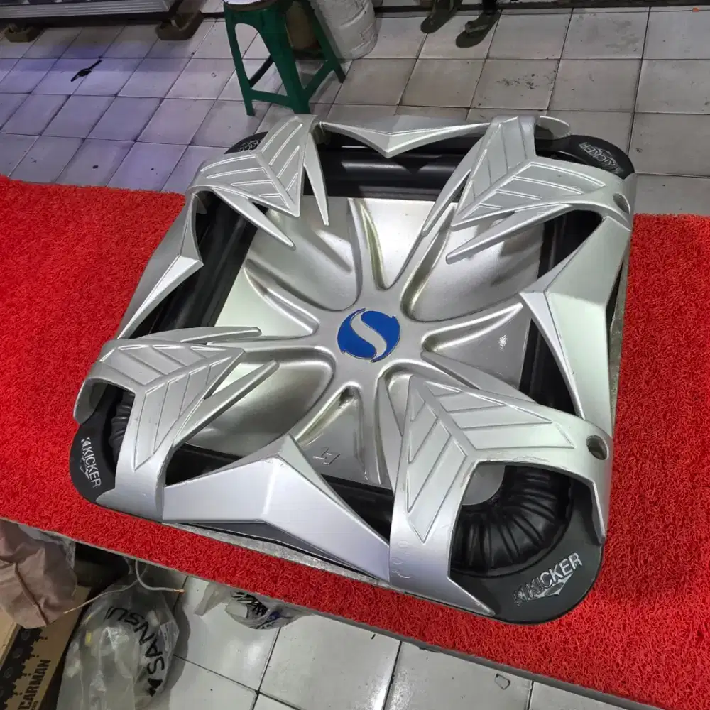 Subwoofer KICKER SOLO BARIC S12L7 04S12L7(4) Double Coil 12 in