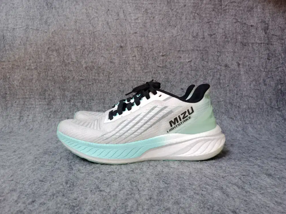 Sepatu running kanky size 42