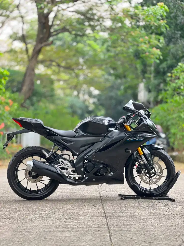 YAMAHA YZF R15 V4 2023 HITAM KM LOW PAJAK PANJANG SIAP TOURING
