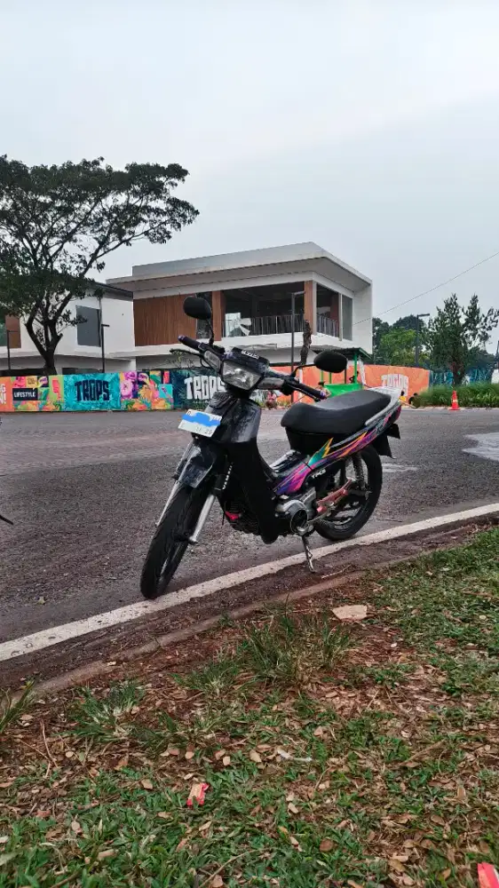 F1Z tahun 94 black