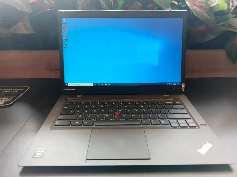 Laptop Lenovo Thinkpad X1 Carbon core i5 4/128 Mulus