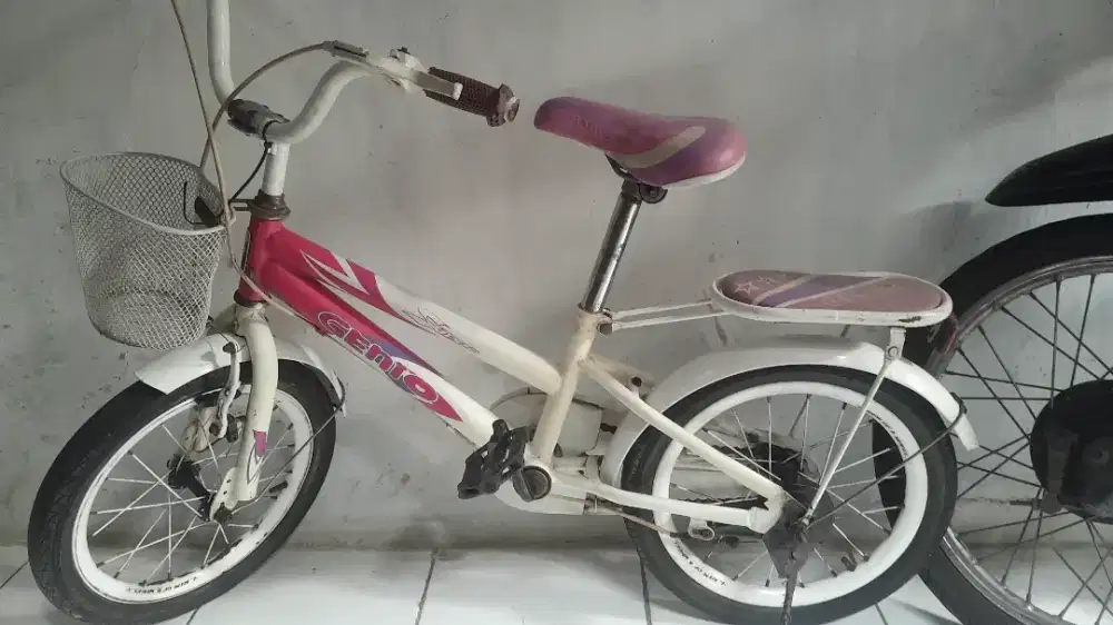 Sepeda anak GENIO ring 16