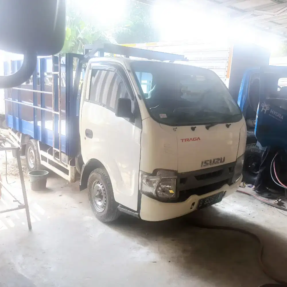 Isuzu Traga bak tinggi th 2022 euro 2 mlss