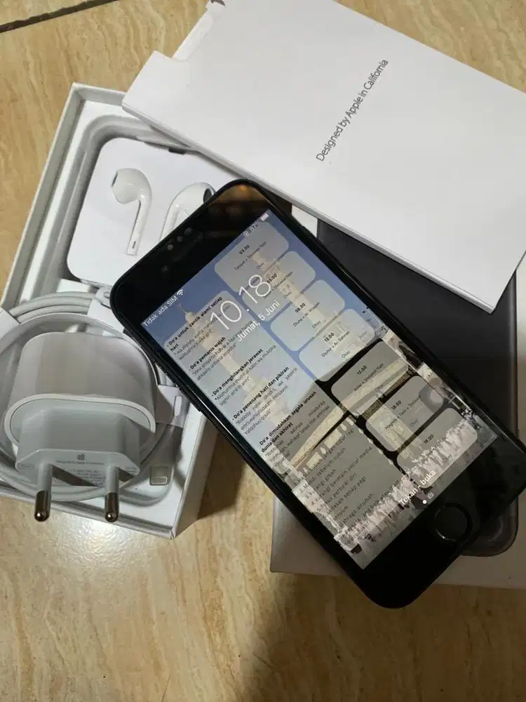 Dijual Iphone 7 128 ( Black )