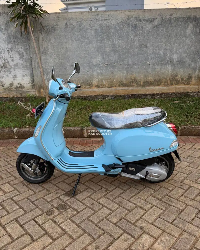 VESPA LX 125 iGET FACELIFT 2021 BERGARANSI