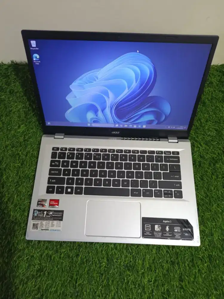Acer Aspire 3 ryzen 5 7530