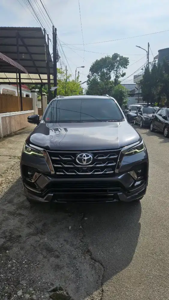 Fortuner Vrz 2.4cc GR A/T 2021