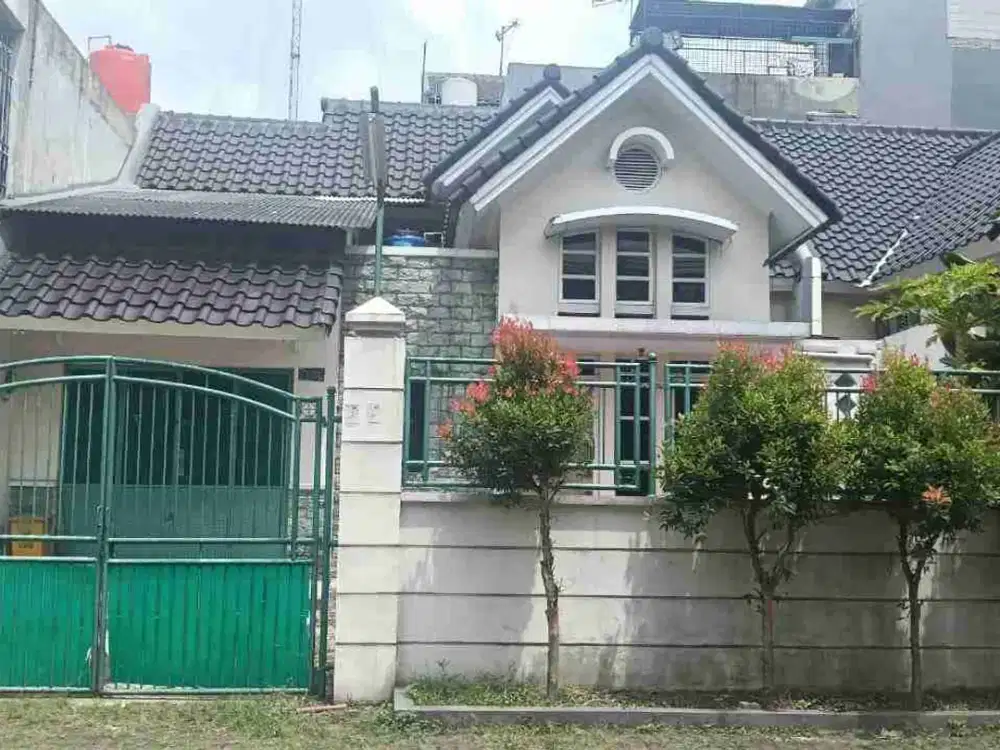 Dijual murah rumah jalan utama shm