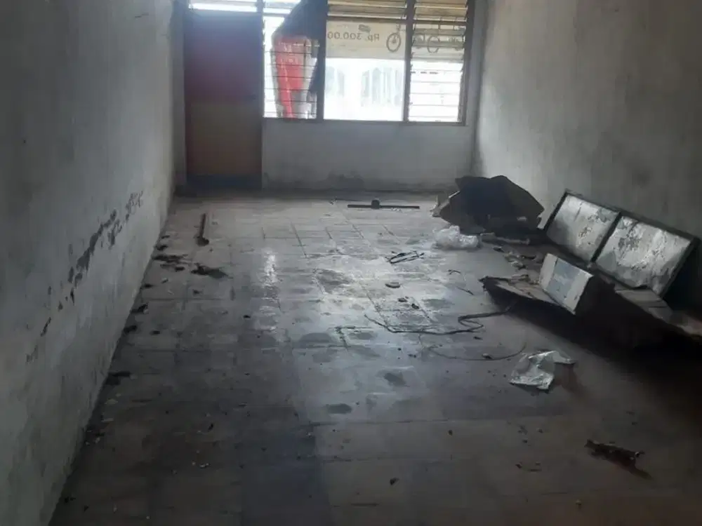 Ruko 3 Lantai Cocok Usaha Apapun Area Ramai Disewakan, di Denpasar Barat