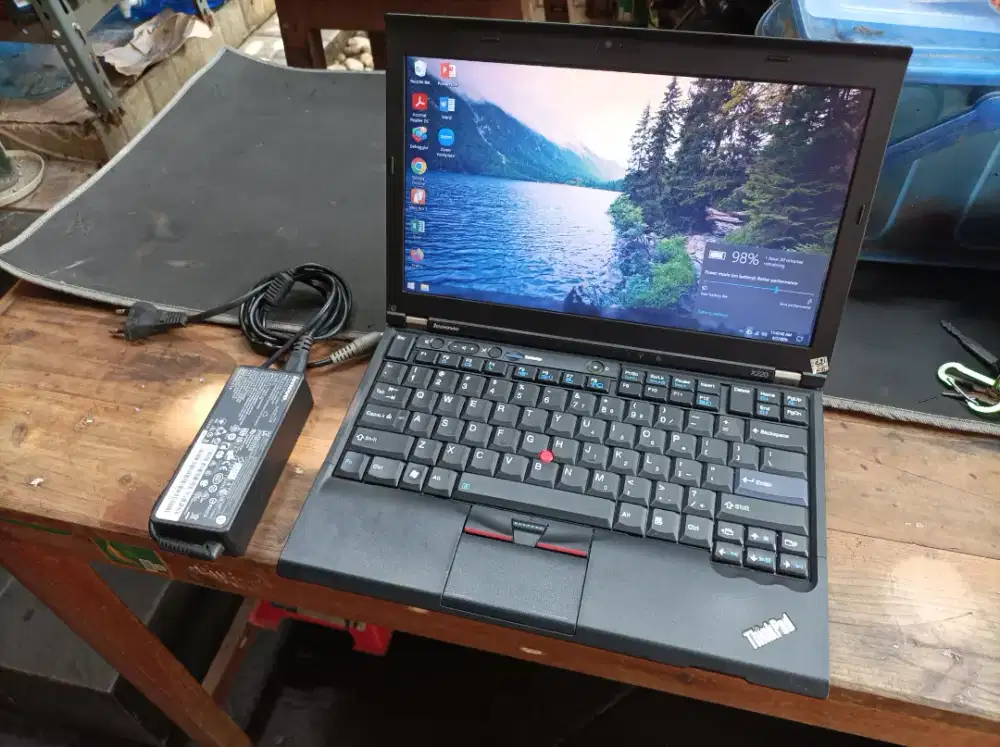 Laptop Tangguh Lenovo Thinkpad X220 Core i5