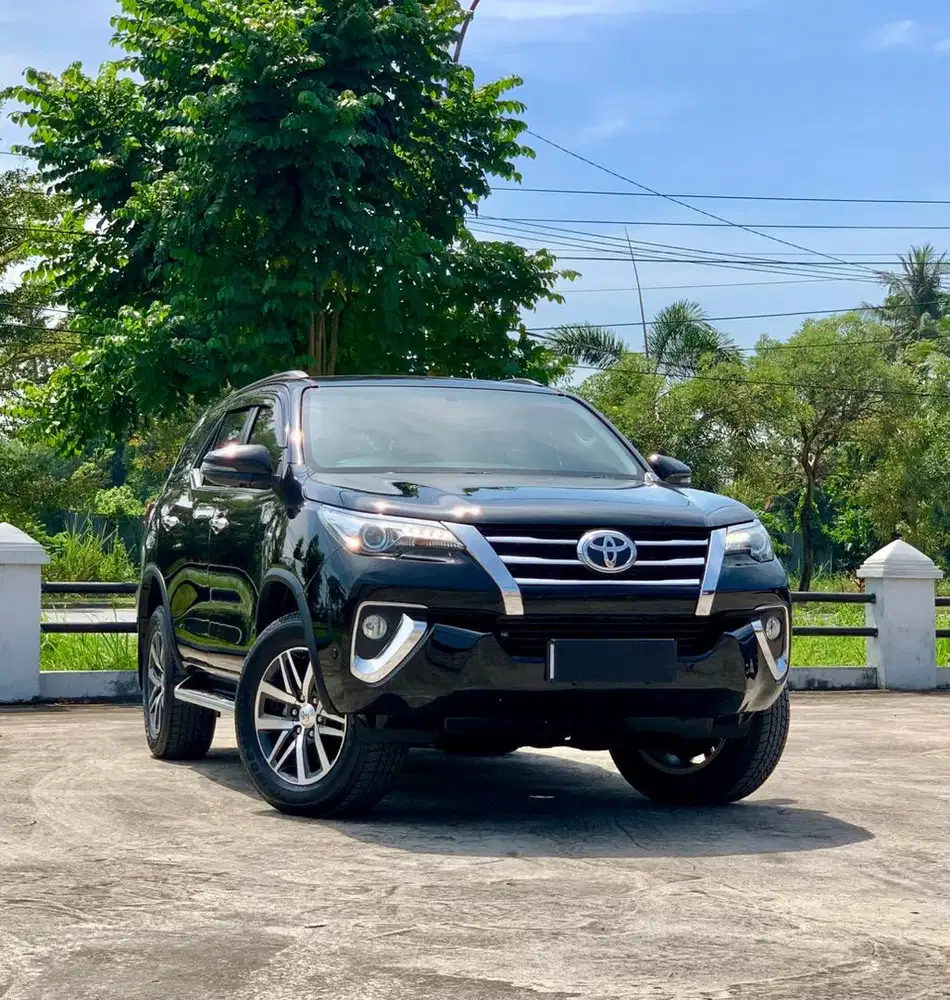 Toyota Fortuner 2.4 VRZ AT 2017