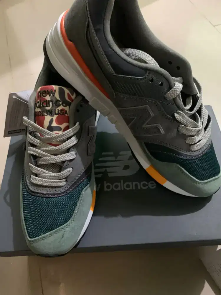 Barang masih baru