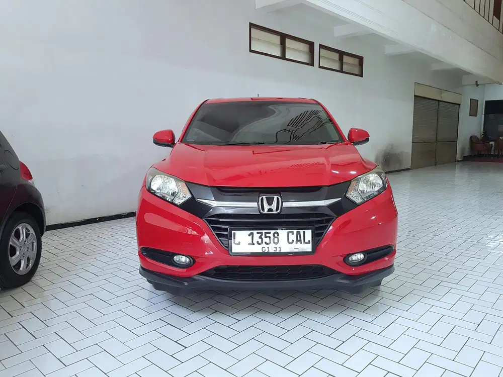 Honda HR-V 2015 E 1.5L Bensin