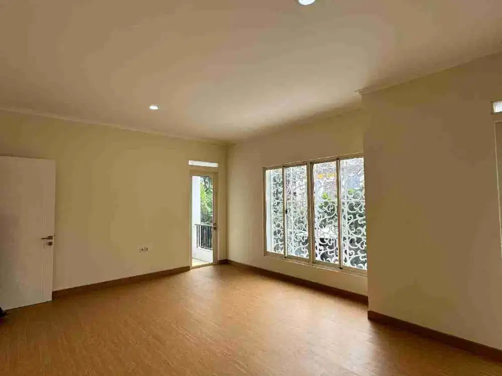 RUMAH CAKEP LUAS BEBAS BANJIR DI DARWIN GADING SERPONG