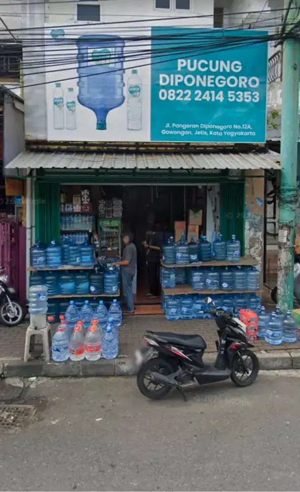 Kurir Pengiriman, Admin Oultet, dan Helper (Karyawan Serabutan)