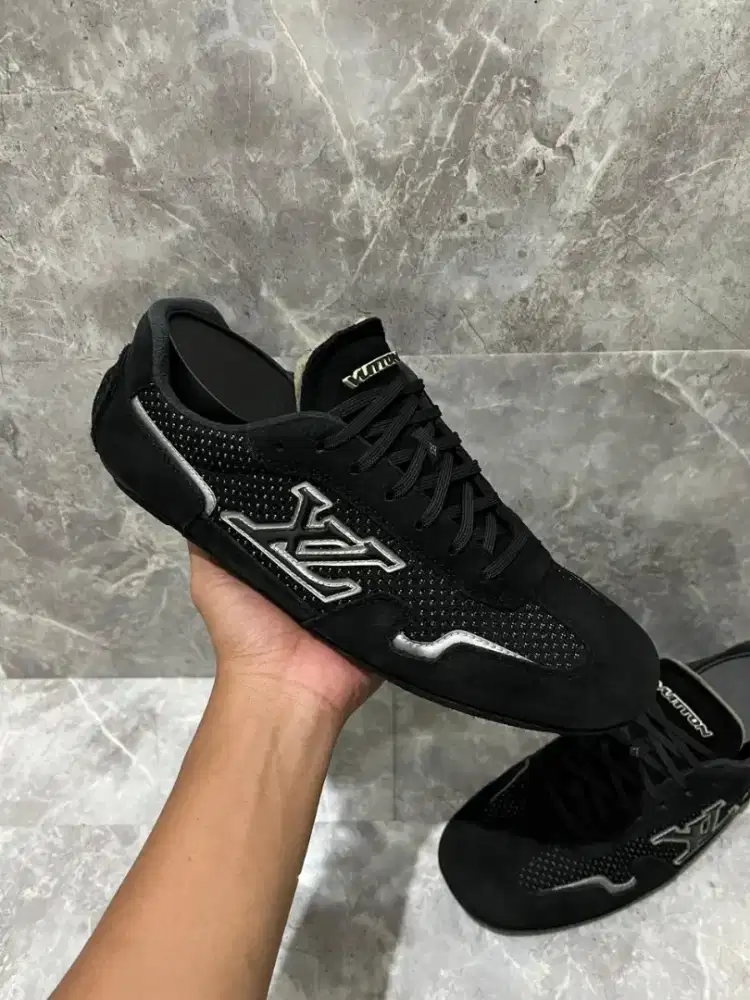 Sepatu Louis Vuitton Original sneakers casual lv bekas not gucci prada
