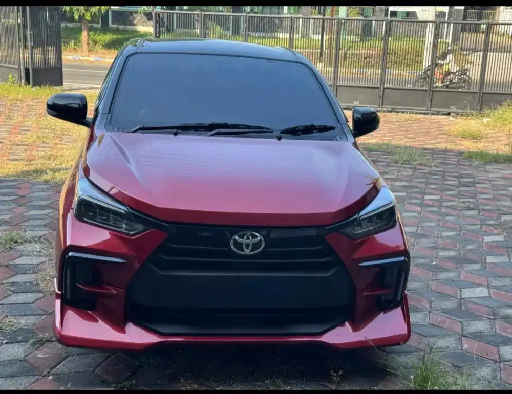 Agya GR sport two tone