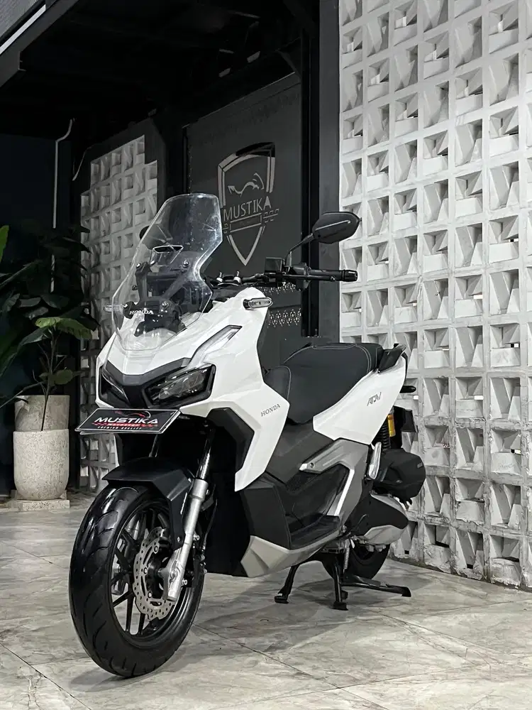Stok Terbatas!!Honda ADV 160 CBS th 2024 - Ayu Mustika