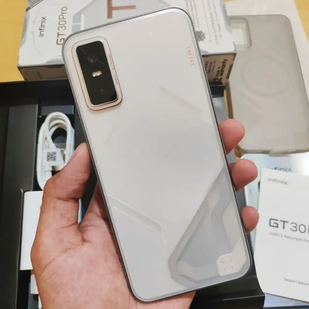 Infinix GT 30 Pro 5G 8/256 Fullset