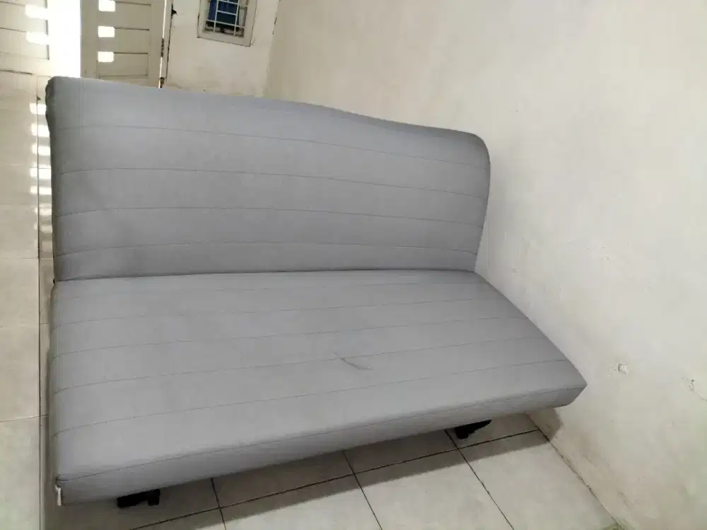 Sofa bed 2dudukan abu2 muda