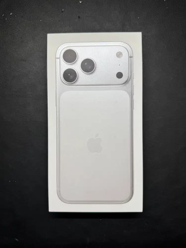 BNIB Apple iPhone 17 Pro Max 256 GB Warna Silver Resmi iBox