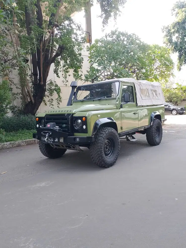 Land Rover Defender 110 canvas 1997