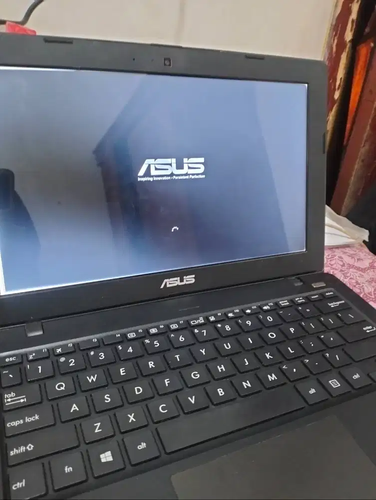 LAPTOP BEKAS ASUS X200 MA