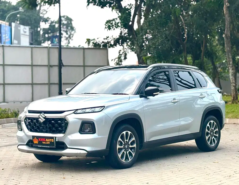 Grand Vitara Hybrid 1.5 at 2023 Two Tone