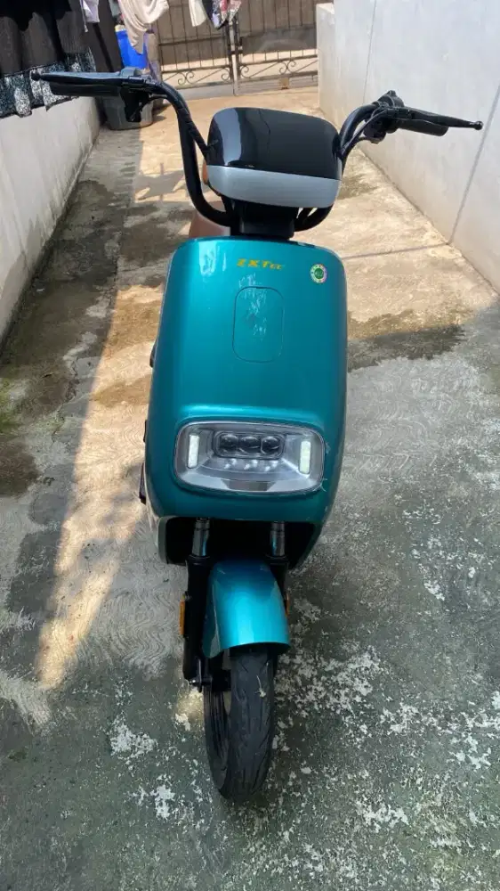 SEPEDA LISTRIK ZXTEC WARNA HIJAU