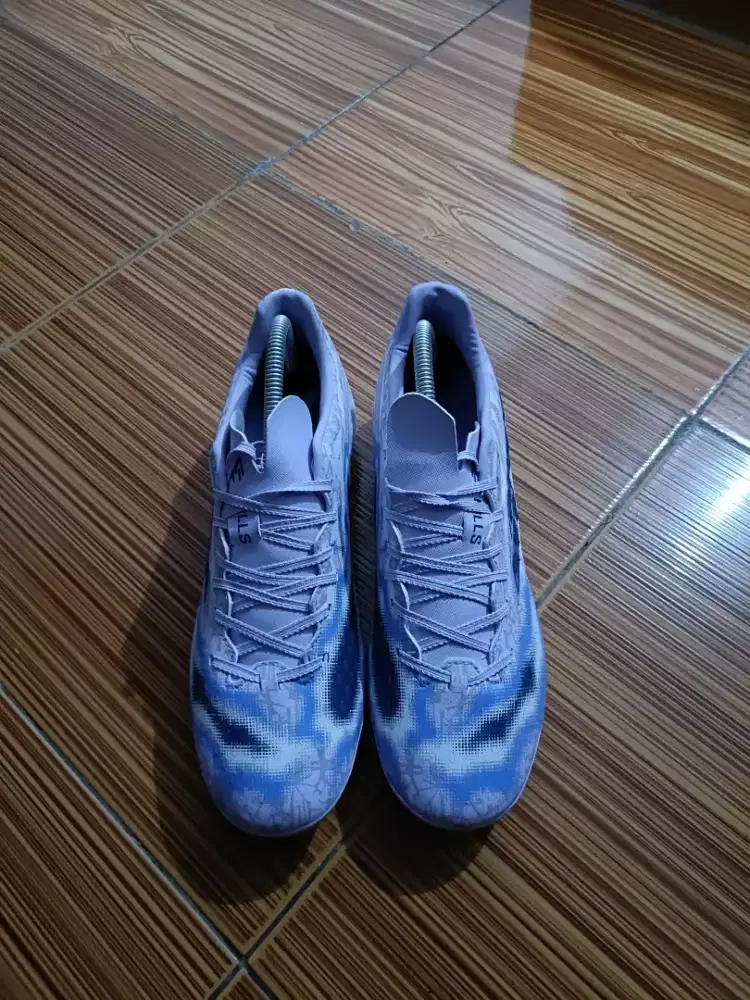 Jual sepatu bola